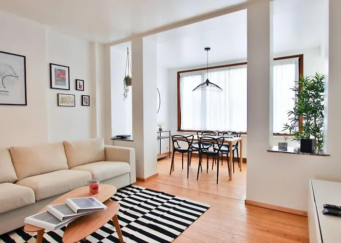 Logement L\'Echasseur A Jambes