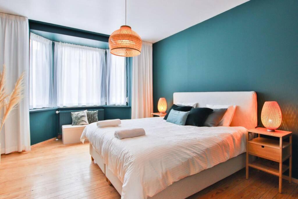 L'echasseur A Jambes Apartment